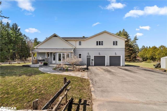 8688 9th Line, House detached with 5 bedrooms, 2 bathrooms and 8 parking in Essa ON | Image 1