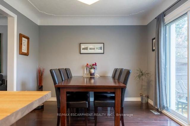 79 West 32nd St, House detached with 3 bedrooms, 1 bathrooms and 4 parking in Hamilton ON | Image 7