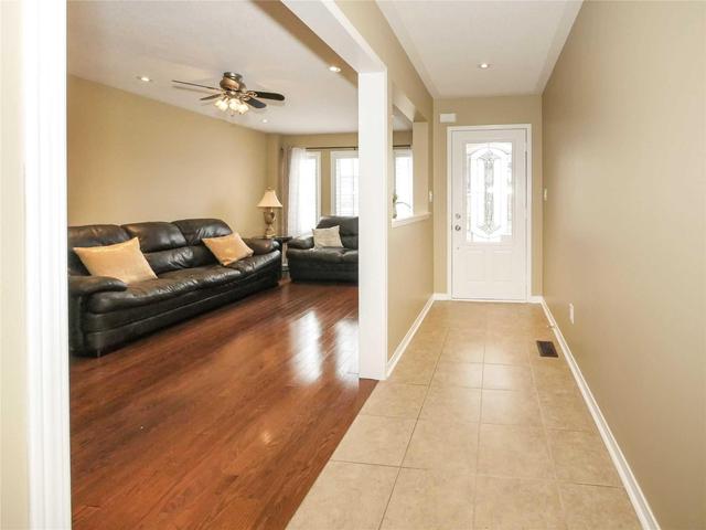 821 Miller Park Ave, House detached with 3 bedrooms, 4 bathrooms and 2 parking in Bradford West Gwillimbury ON | Image 19