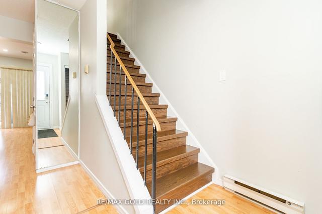 3 Jennifer Sq, House detached with 3 bedrooms, 2 bathrooms and 2 parking in Brampton ON | Image 9