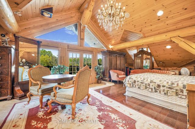 240 Kanichee Mine Rd, House detached with 9 bedrooms, 6 bathrooms and 6 parking in Temagami ON | Image 4