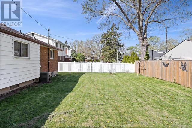 3380 Dandurand, House detached with 4 bedrooms, 2 bathrooms and null parking in Windsor ON | Image 30