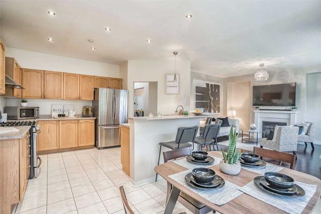 628 Orange Walk Cres, House detached with 5 bedrooms, 5 bathrooms and 8 parking in Mississauga ON | Image 6