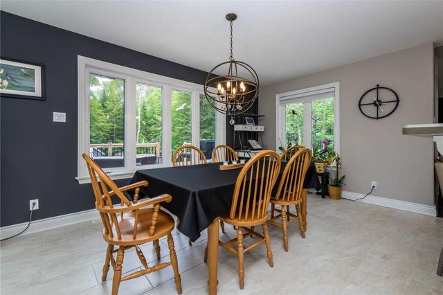 323 Scarlett Line, House detached with 4 bedrooms, 4 bathrooms and 18 parking in Oro Medonte ON | Image 38