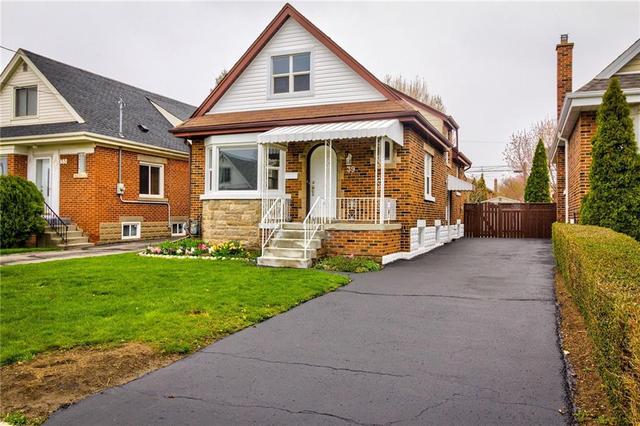 39 Garside Avenue S, House detached with 4 bedrooms, 2 bathrooms and 3 parking in Hamilton ON | Image 3