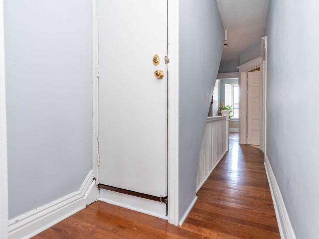 704 Dufferin St, House semidetached with 4 bedrooms, 4 bathrooms and 0 parking in Toronto ON | Image 8