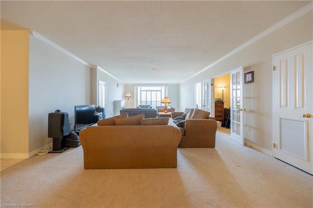 1001 - 255 Keats Way, House attached with 2 bedrooms, 2 bathrooms and 1 parking in Waterloo ON | Image 10