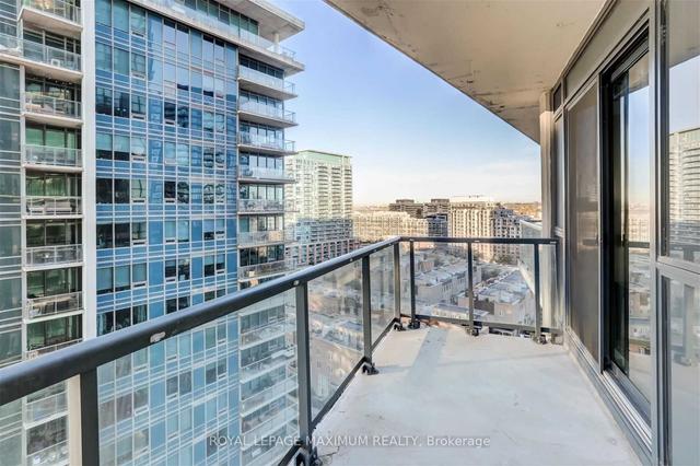 1401 - 51 East Liberty St, Condo with 1 bedrooms, 2 bathrooms and 1 parking in Toronto ON | Image 8