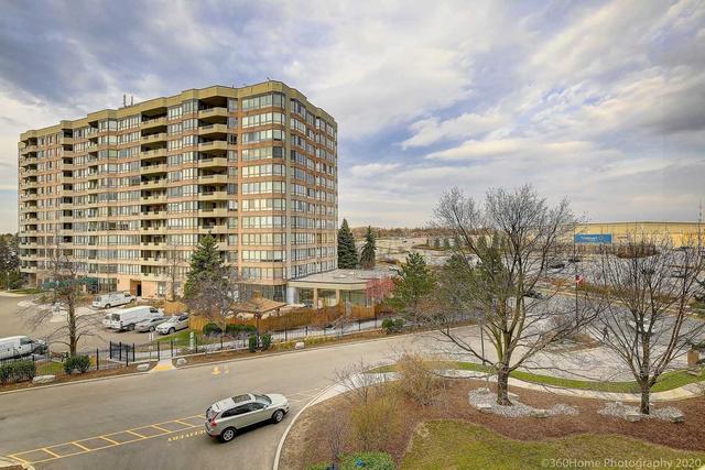 401 - 610 Bullock Dr, Condo with 2 bedrooms, 2 bathrooms and 1 parking in Markham ON | Image 10