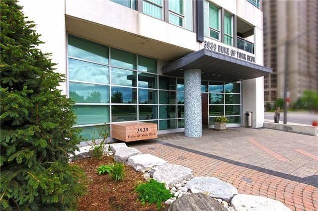 3304 - 3939 Duke Of York Blvd, Condo with 1 bedrooms, 2 bathrooms and 1 parking in Mississauga ON | Image 12