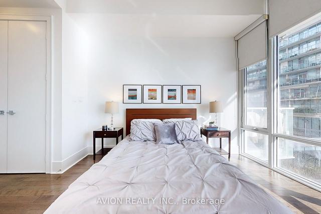 308 - 29 Queens Quay E, Condo with 1 bedrooms, 2 bathrooms and 1 parking in Toronto ON | Image 7