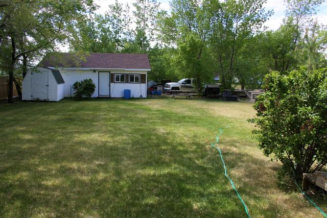 102 3rd Street W, House detached with 4 bedrooms, 3 bathrooms and 5 parking in Marsden SK | Image 40