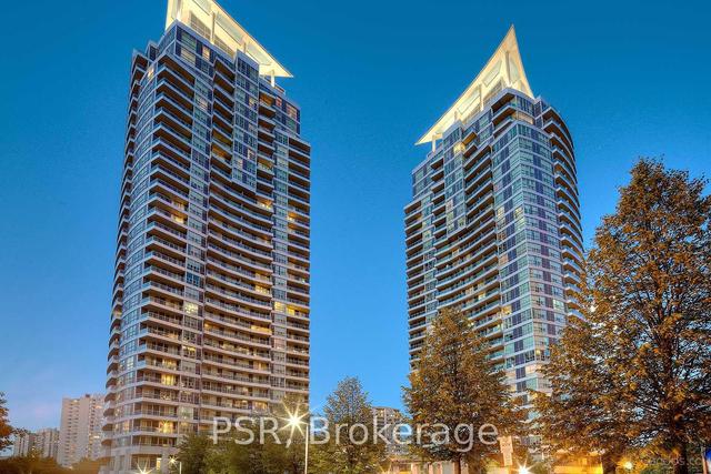 512 - 33 Elm Dr W, Condo with 2 bedrooms, 2 bathrooms and 1 parking in Mississauga ON | Image 1
