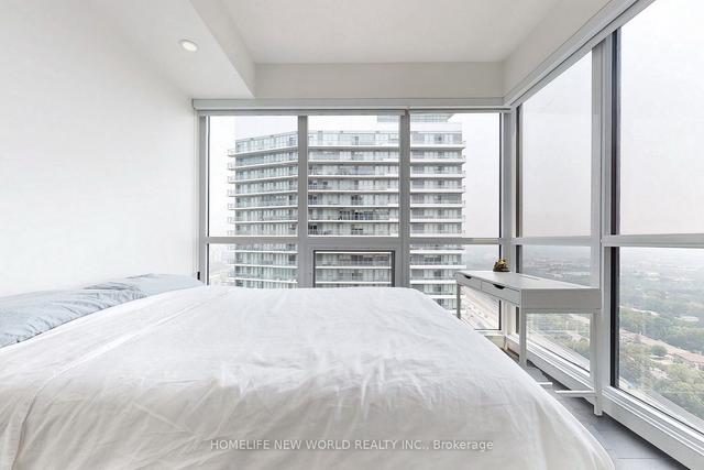 3302 - 95 Mcmahon Dr, Condo with 3 bedrooms, 3 bathrooms and 1 parking in Toronto ON | Image 13
