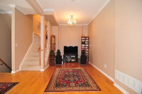 th-5 - 20 St Moritz Way, Townhouse with 4 bedrooms, 3 bathrooms and 2 parking in Markham ON | Image 2