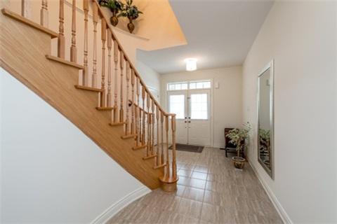 99 Richler Ave, House detached with 4 bedrooms, 3 bathrooms and 2 parking in Vaughan ON | Image 3