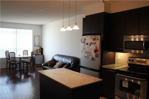 lph7 - 37 Galleria Pkwy, Condo with 2 bedrooms, 2 bathrooms and 1 parking in Markham ON | Image 2