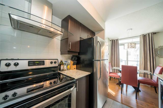 908 - 25 Town Centre Crt, Condo with 2 bedrooms, 2 bathrooms and 1 parking in Toronto ON | Image 9