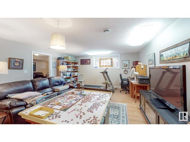 35 - 20 Ironwood Pt, House attached with 3 bedrooms, 3 bathrooms and 4 parking in St. Albert AB | Image 27