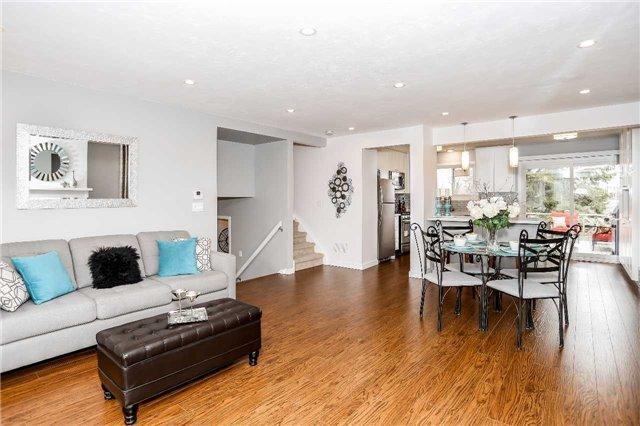 404 Amstel Crt, House detached with 3 bedrooms, 3 bathrooms and 4 parking in Oshawa ON | Image 9