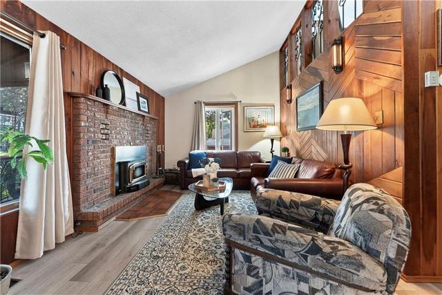 1111 Lake Clear Road, House detached with 3 bedrooms, 2 bathrooms and 5 parking in Bonnechere Valley ON | Image 4
