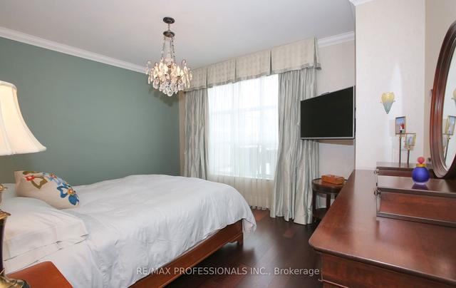 710 - 2855 Bloor St W, Condo with 2 bedrooms, 3 bathrooms and 2 parking in Toronto ON | Image 21
