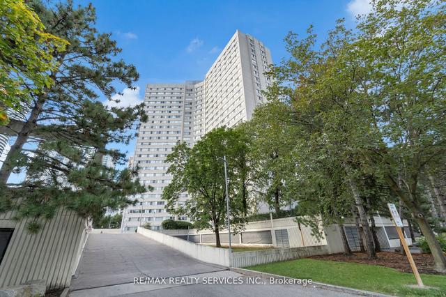 504-3700 Kaneff Cres, Mississauga, ON, L5A4B8 | Card Image