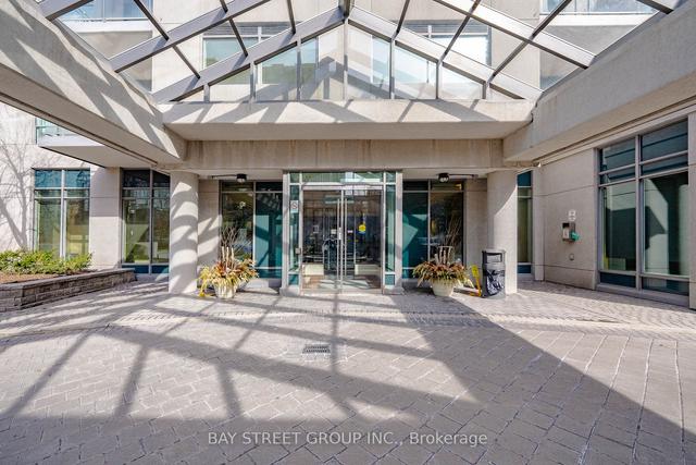 209 - 21 Hillcrest Ave, Condo with 2 bedrooms, 1 bathrooms and 1 parking in Toronto ON | Image 12