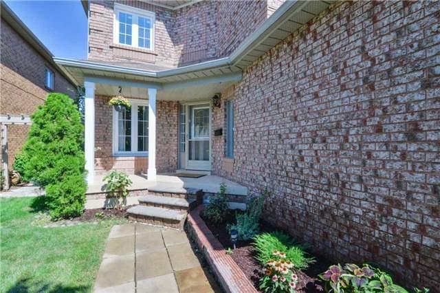 6919 Gracefield Dr, House detached with 4 bedrooms, 4 bathrooms and 4 parking in Mississauga ON | Image 2