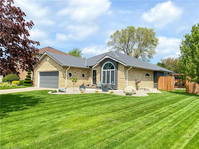 367 Fanshawe Drive, House detached with 4 bedrooms, 2 bathrooms and 4 parking in Sarnia ON | Image 15