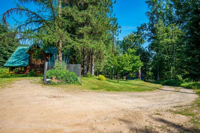 3150 Hanna Creek Road, House detached with 2 bedrooms, 2 bathrooms and null parking in Kootenay Boundary B BC | Image 56