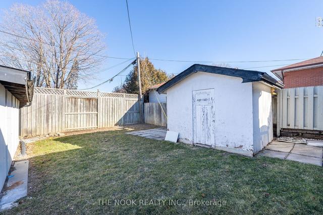 632 Shakespeare Ave, House detached with 3 bedrooms, 2 bathrooms and 4 parking in Oshawa ON | Image 33