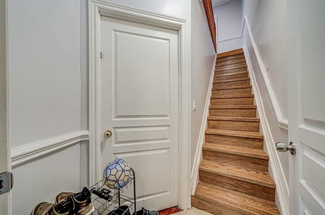 1409 Lansdowne Ave, House semidetached with 3 bedrooms, 3 bathrooms and 2 parking in Toronto ON | Image 6