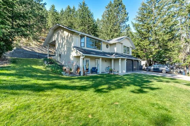 1163 Michael Dr, House detached with 4 bedrooms, 3 bathrooms and 4 parking in West Kelowna BC | Image 1