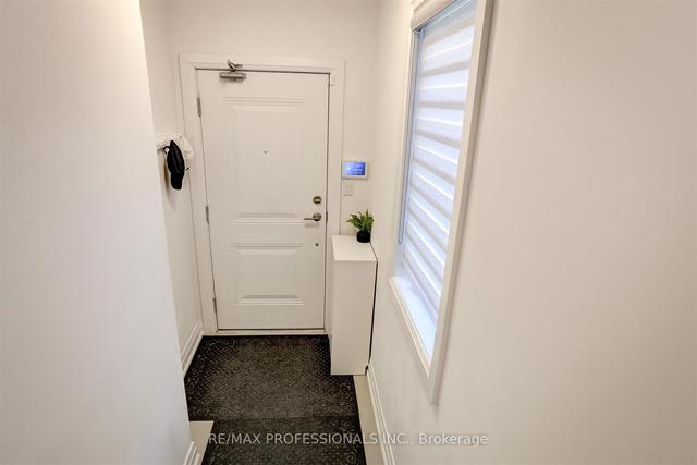 23 - 28 Marina Ave, Townhouse with 3 bedrooms, 3 bathrooms and 1 parking in Toronto ON | Image 23