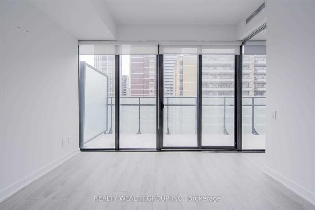 607 - 185 Roehampton Ave, Condo with 1 bedrooms, 1 bathrooms and 0 parking in Toronto ON | Image 12