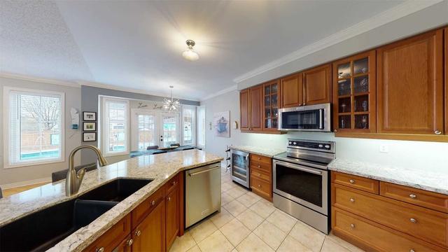 17 Joshua Blvd, House detached with 4 bedrooms, 3 bathrooms and 4 parking in Whitby ON | Image 11