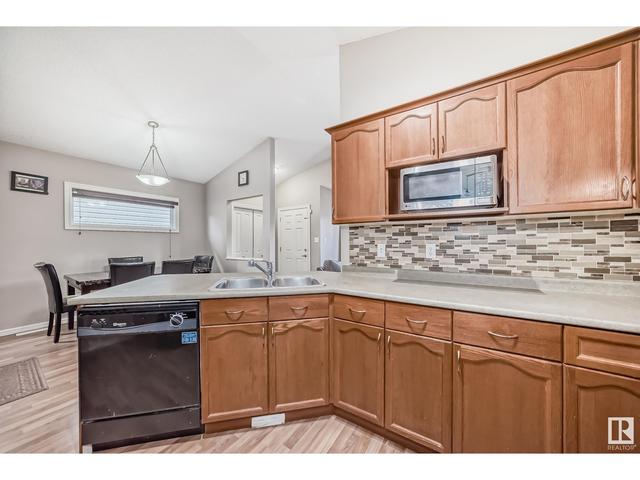2333 28a Av Nw Nw, House detached with 4 bedrooms, 2 bathrooms and null parking in Edmonton AB | Image 8