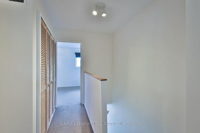 110a Dupont St, House detached with 2 bedrooms, 2 bathrooms and 1 parking in Toronto ON | Image 2