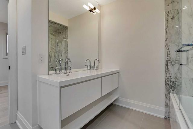 3rd - 201 Cedric Ave, House detached with 2 bedrooms, 2 bathrooms and 0 parking in Toronto ON | Image 2
