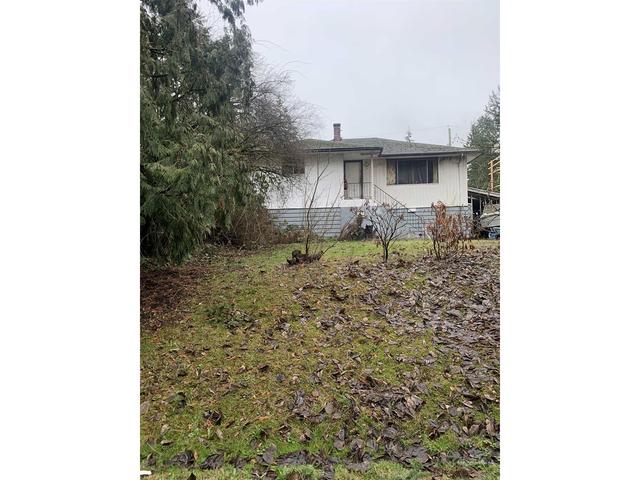 15420 27a Avenue, House detached with 0 bedrooms, 2 bathrooms and 4 parking in Surrey BC | Card Image