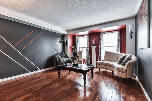 2863 Morningside Ave, House attached with 3 bedrooms, 4 bathrooms and 1 parking in Toronto ON | Image 2