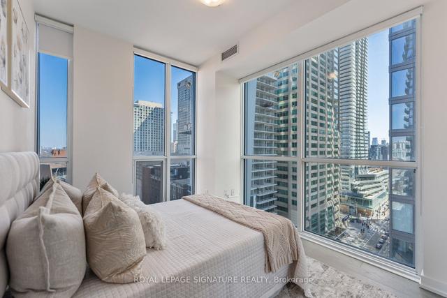 1411 - 1 Yorkville Ave, Condo with 2 bedrooms, 2 bathrooms and 1 parking in Toronto ON | Image 20