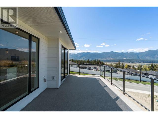 1021 16 Avenue Se, House detached with 6 bedrooms, 3 bathrooms and 2 parking in Salmon Arm BC | Image 23