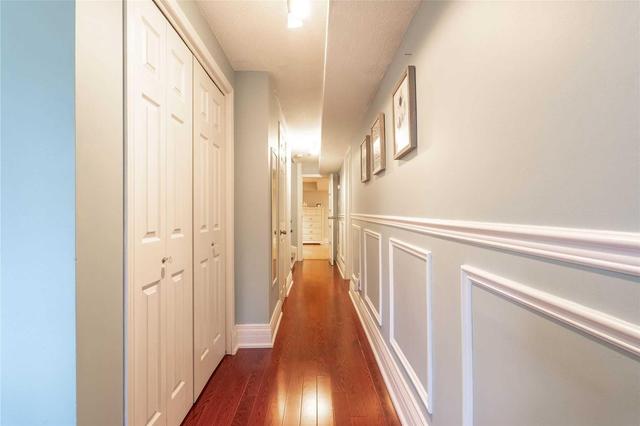12 - 26 Moss Blvd, Townhouse with 4 bedrooms, 3 bathrooms and 1 parking in Hamilton ON | Image 12