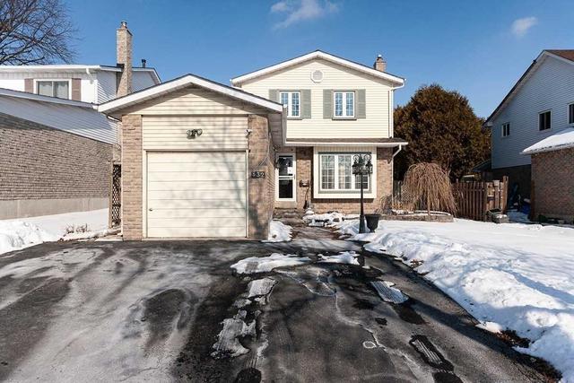 832 Copperfield Dr, House detached with 3 bedrooms, 3 bathrooms and 4 parking in Oshawa ON | Image 17