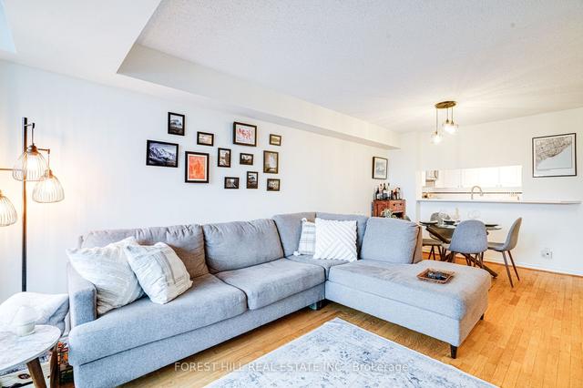 1206 - 8 Covington Rd, Condo with 2 bedrooms, 2 bathrooms and 1 parking in Toronto ON | Image 10