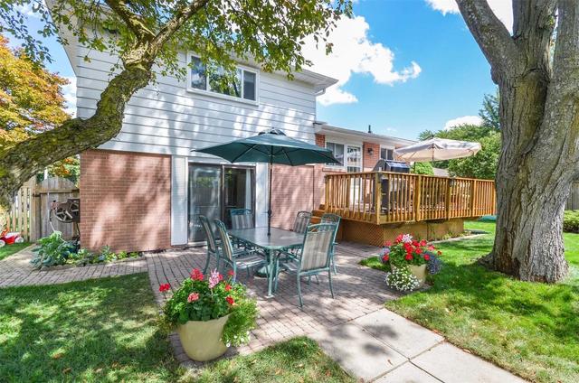 43 Watson Cres, House detached with 3 bedrooms, 2 bathrooms and 4 parking in Brampton ON | Image 19