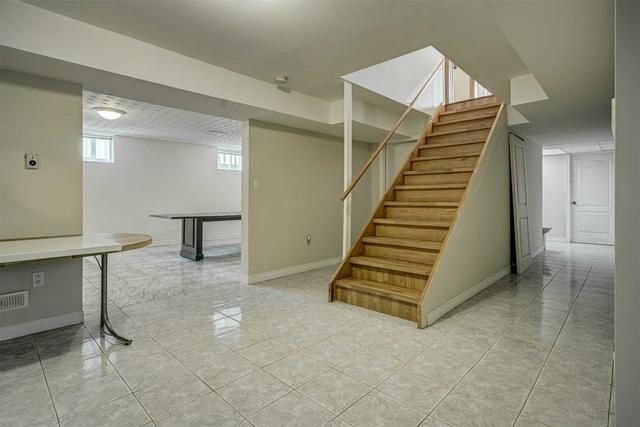 647 Rymal Rd W, House detached with 4 bedrooms, 4 bathrooms and 9 parking in Hamilton ON | Image 28