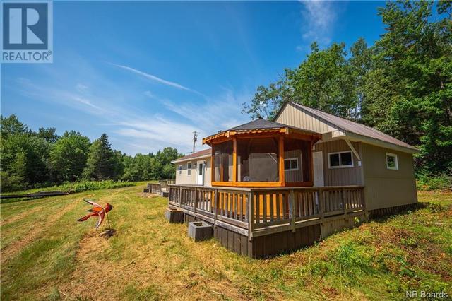 303 Pleasant Drive, Home with 2 bedrooms, 1 bathrooms and null parking in Chipman NB | Image 6